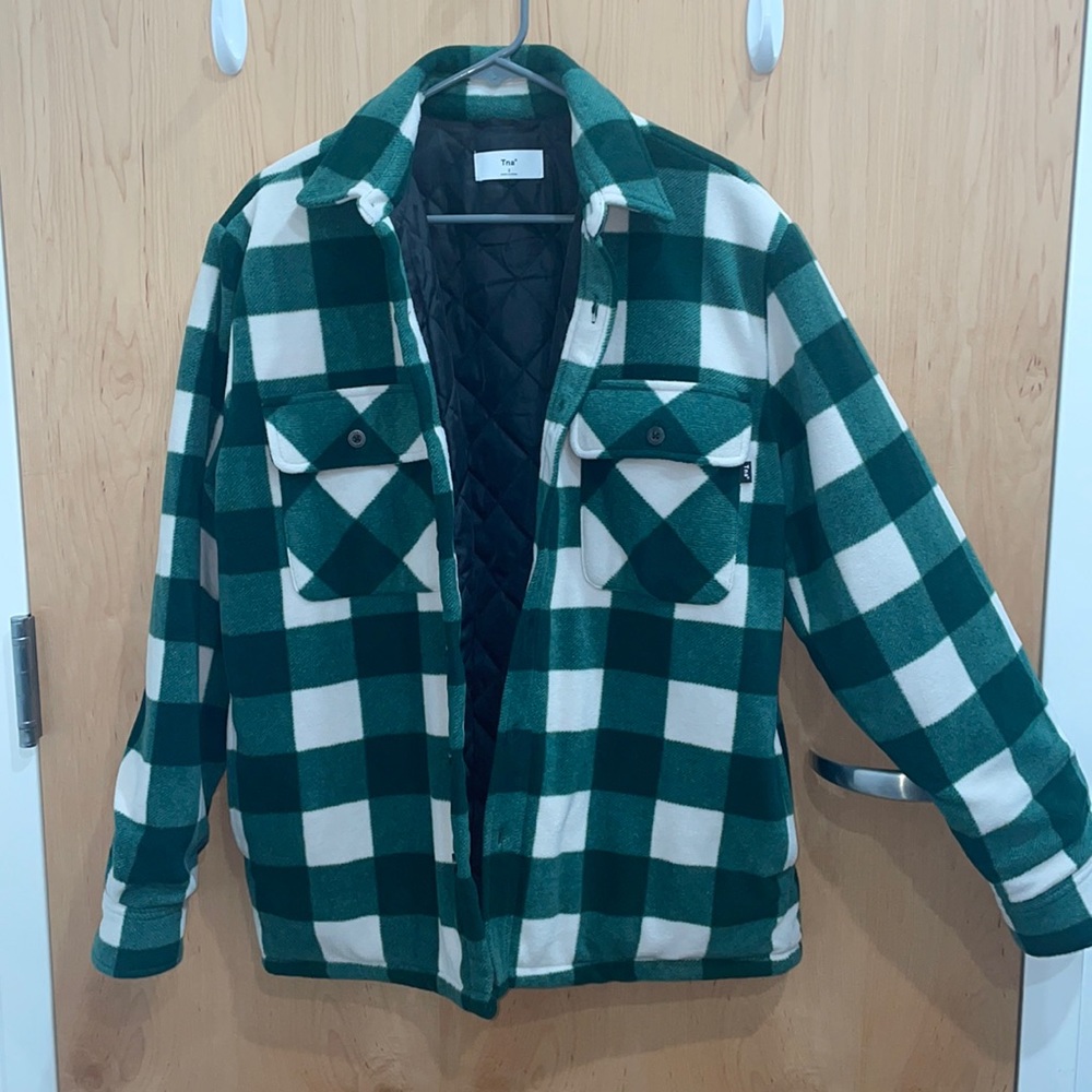 COPY - Aritiza TNA polar jacket
